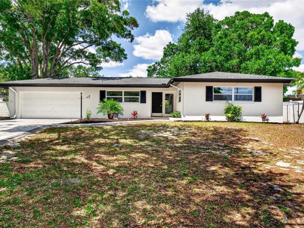 2141 INDIAN AVENUE S, BELLEAIR BLUFFS, FL 33770