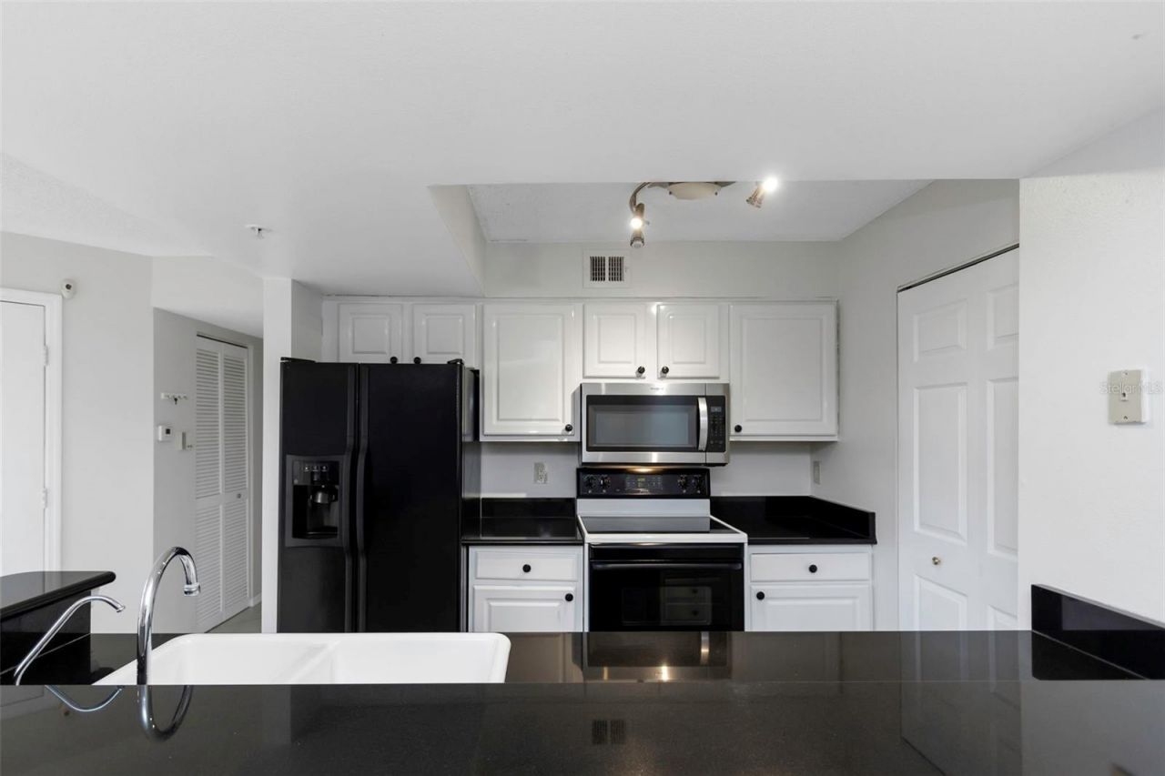2400 Feather Sound Drive, Unit 1328, Clearwater, FL 33762 Photo