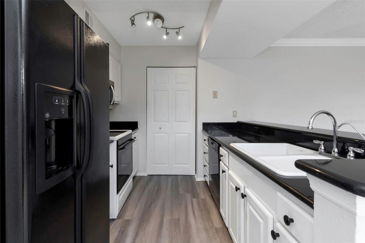 2400 Feather Sound Drive, Unit 1328, Clearwater, FL 33762 Photo