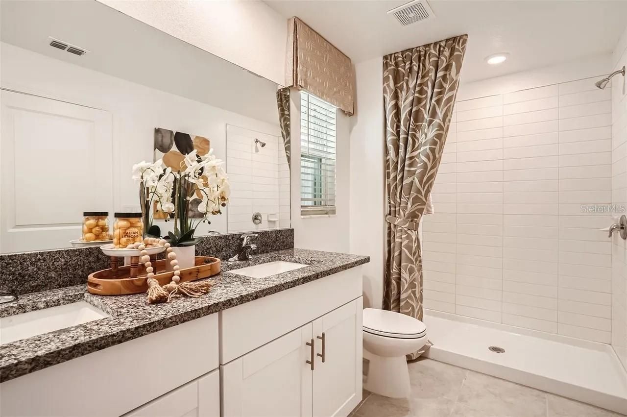 8347 Crescent Oaks Drive, New Port Richey, FL 34655 Photo