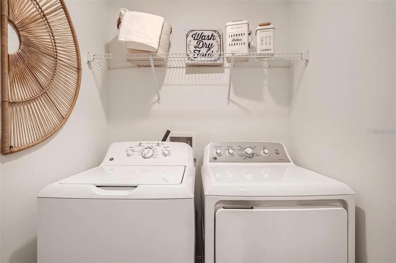 8347 Crescent Oaks Drive, New Port Richey, FL 34655 Photo