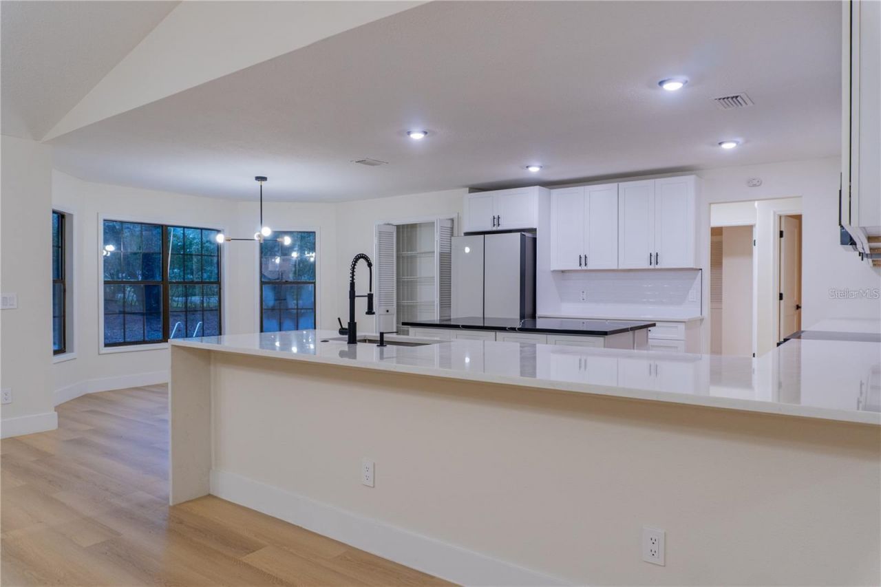 5320 NE 2nd Lane, Ocala, FL 34470 Photo