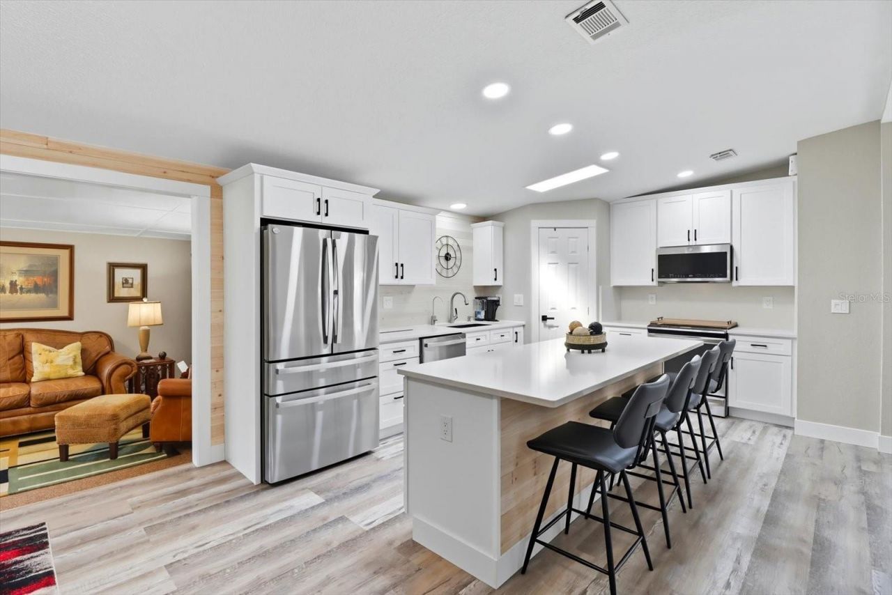 720 Orchid Street , Lady Lake, FL 32159 Photo