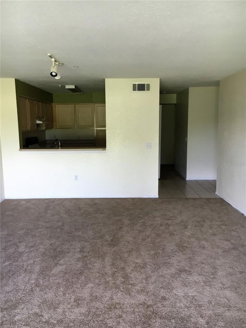13917 Fairway Island Drive, Unit 917, Orlando, FL 32837 Photo