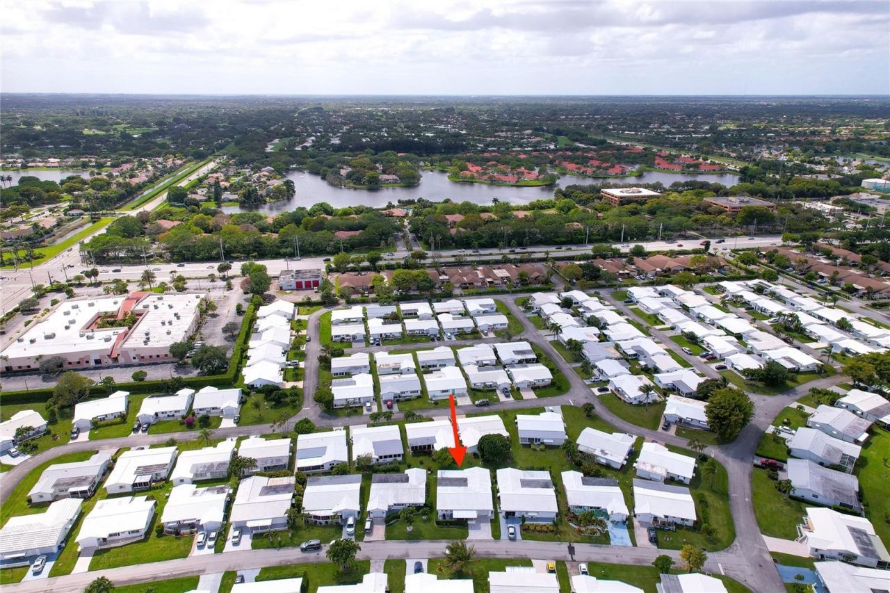 2107 SW 22nd Street , Boynton Beach, FL 33426 Photo