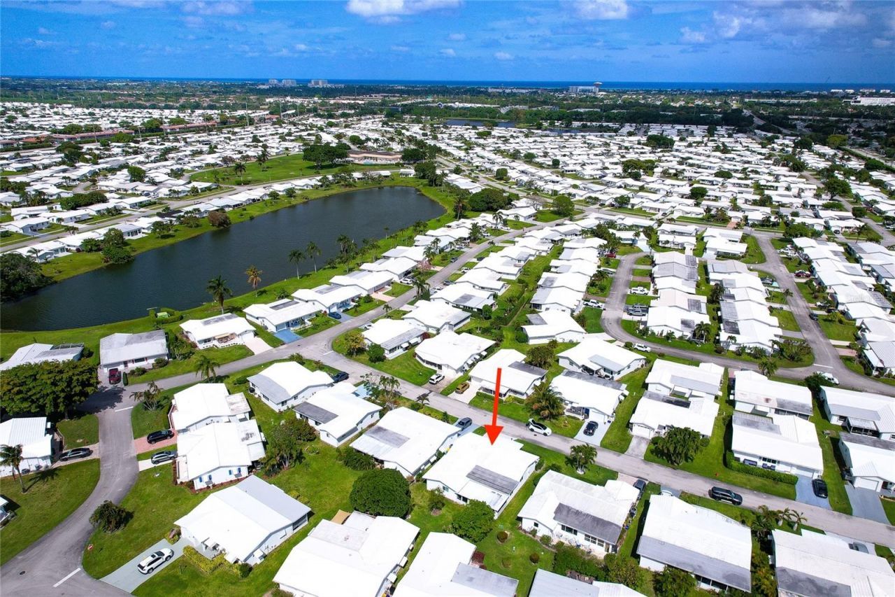 2107 SW 22nd Street , Boynton Beach, FL 33426 Photo