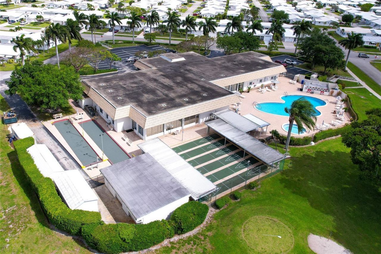 2107 SW 22nd Street , Boynton Beach, FL 33426 Photo