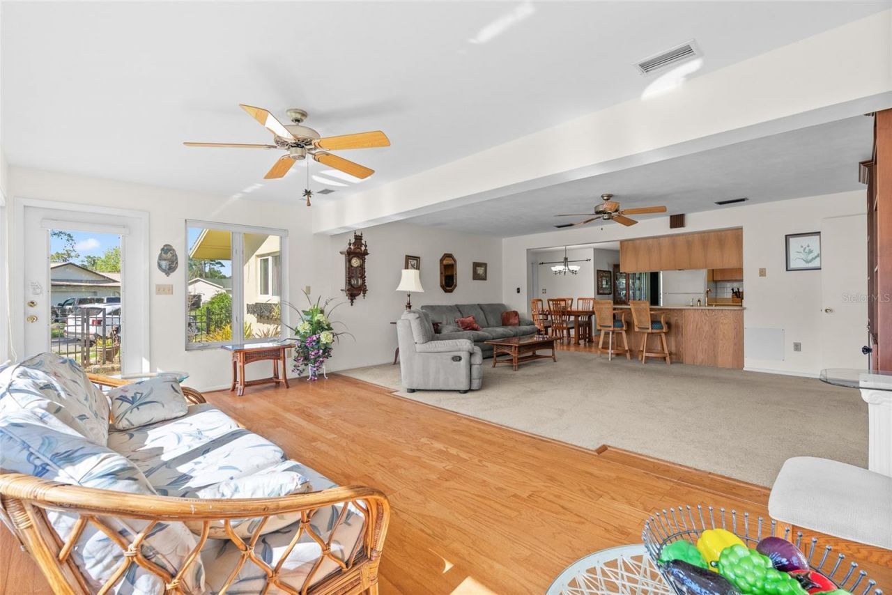 962 Corvette Drive, Largo, FL 33771 Photo