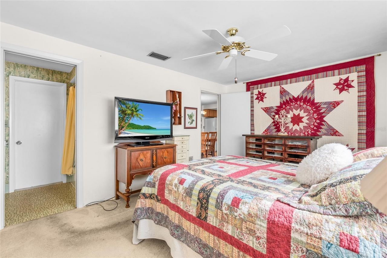 962 Corvette Drive, Largo, FL 33771 Photo