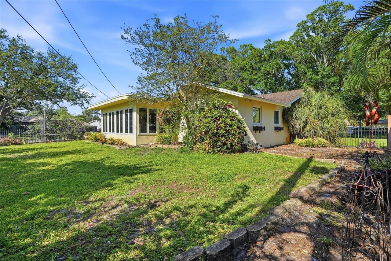 962 Corvette Drive, Largo, FL 33771 Photo