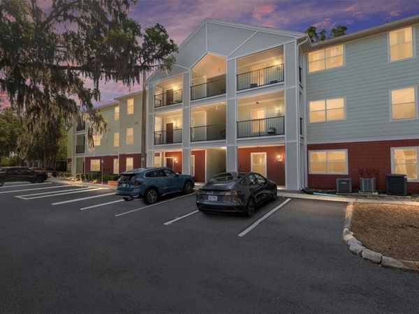 2360 SW ARCHER ROAD, Unit 706, GAINESVILLE, FL 32608