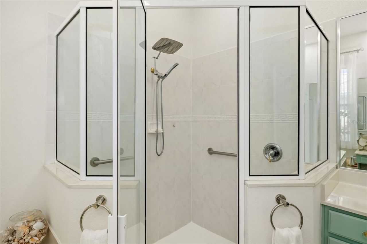 6413 Grand Point Avenue, Bradenton, FL 34201 Photo