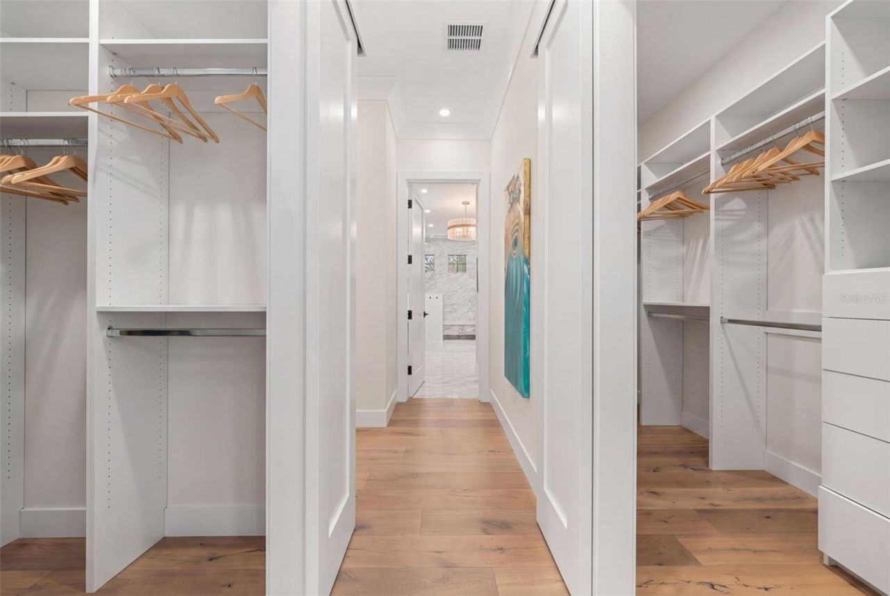 1815 S Lake Shore Drive, Sarasota, FL 34231 Photo