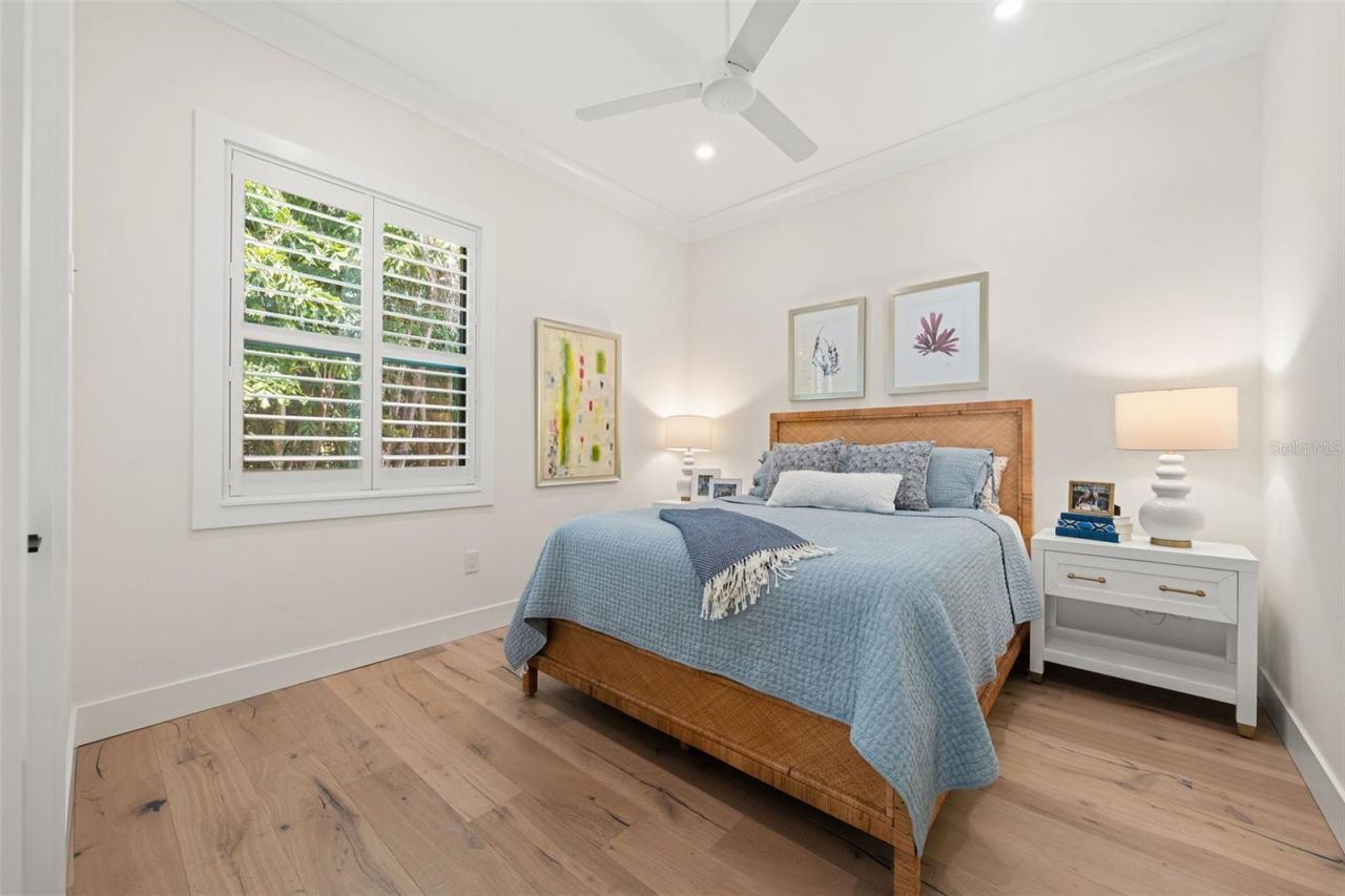 1815 S Lake Shore Drive, Sarasota, FL 34231 Photo