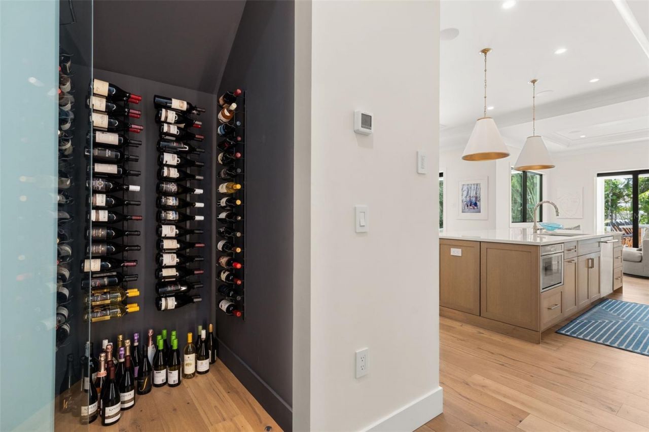 1815 S Lake Shore Drive, Sarasota, FL 34231 Photo