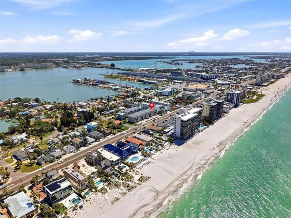 15467 GULF BOULEVARD , Unit 8, ST PETERSBURG, FL 33708