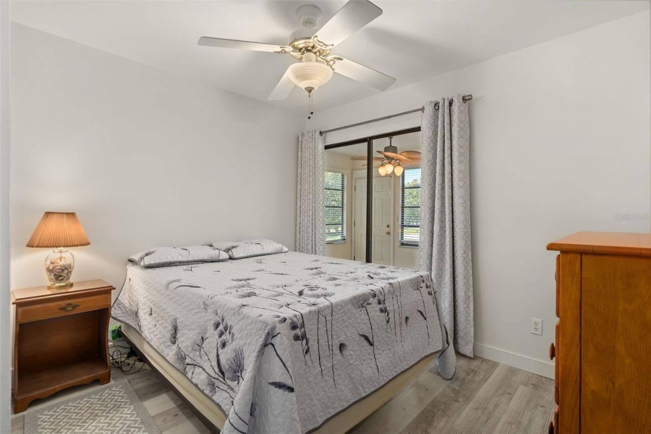 37810 Alissa Drive, Zephyrhills, FL 33542 Photo