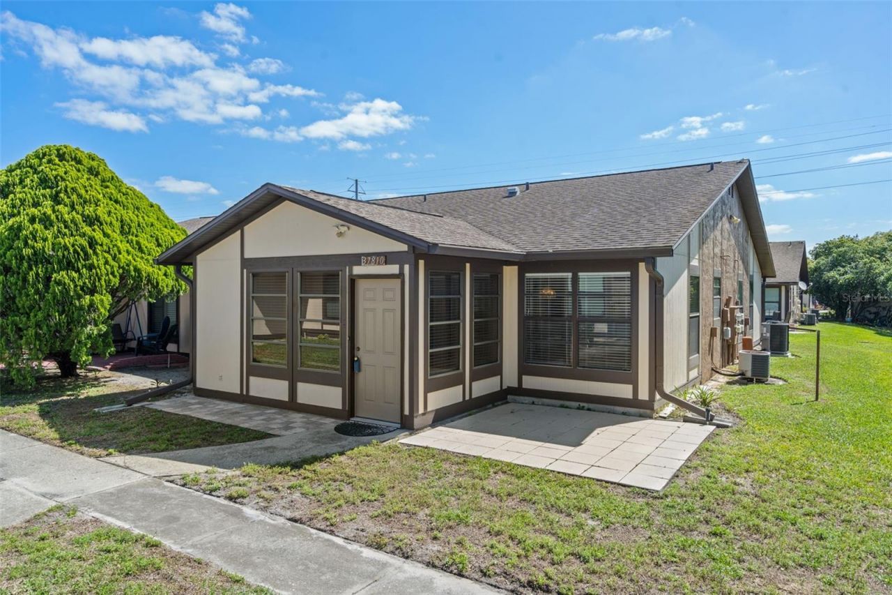 37810 Alissa Drive, Zephyrhills, FL 33542 Photo