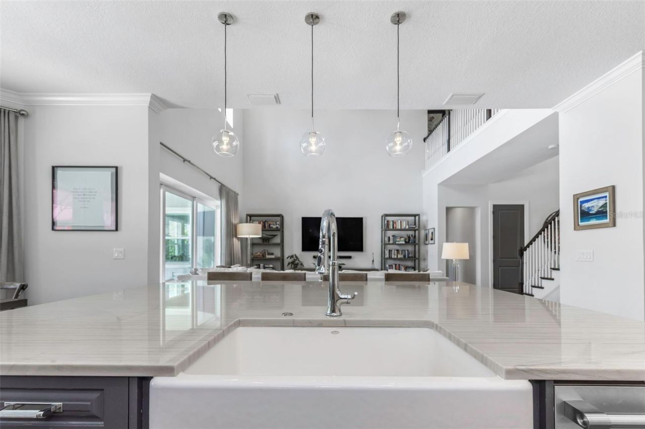 4028 Rocky Shores Drive, Tampa, FL 33634 Photo