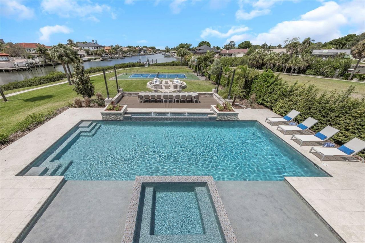 4028 Rocky Shores Drive, Tampa, FL 33634 Photo