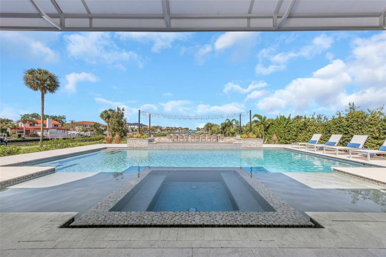 4028 Rocky Shores Drive, Tampa, FL 33634 Photo