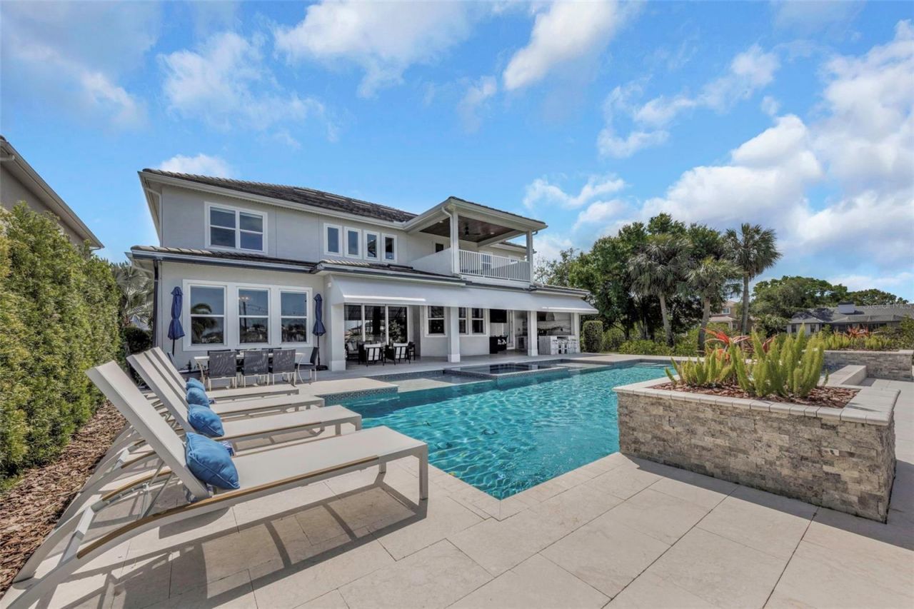 4028 Rocky Shores Drive, Tampa, FL 33634 Photo