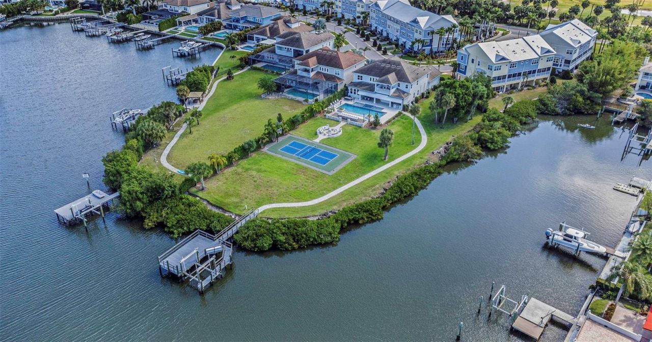 4028 Rocky Shores Drive, Tampa, FL 33634 Photo