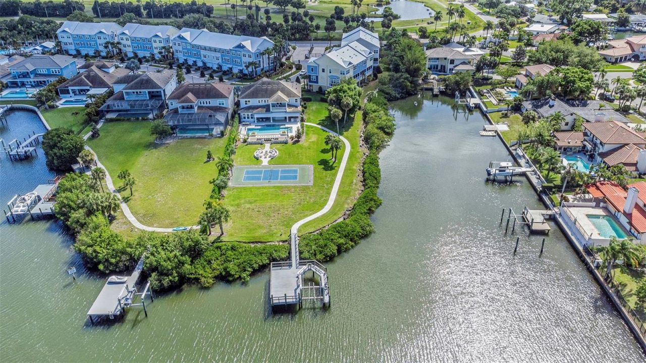 4028 Rocky Shores Drive, Tampa, FL 33634 Photo