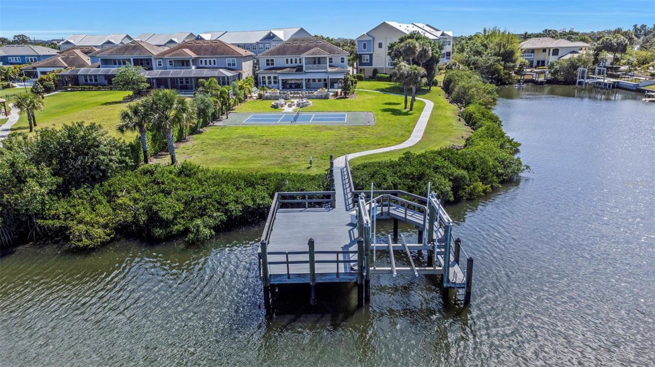 4028 Rocky Shores Drive, Tampa, FL 33634 Photo