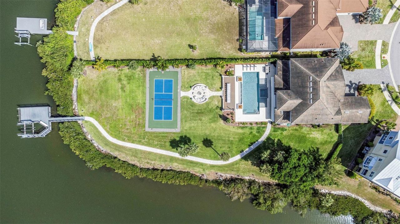 4028 Rocky Shores Drive, Tampa, FL 33634 Photo