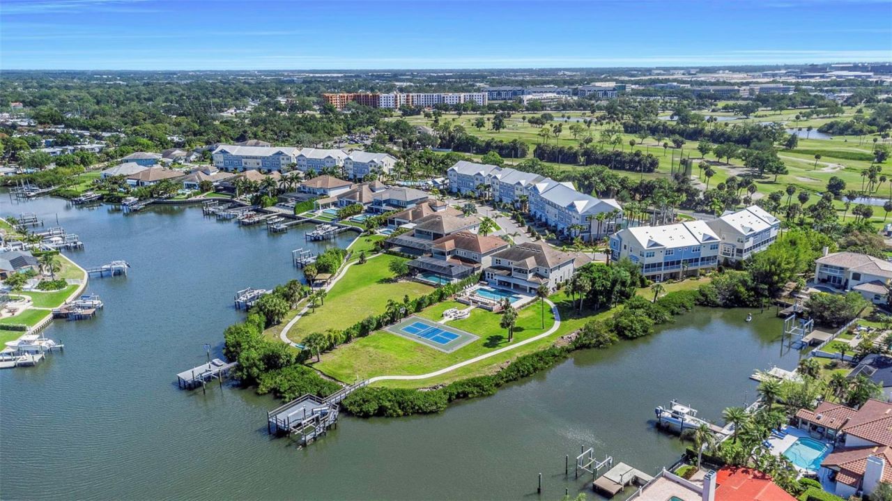 4028 Rocky Shores Drive, Tampa, FL 33634 Photo