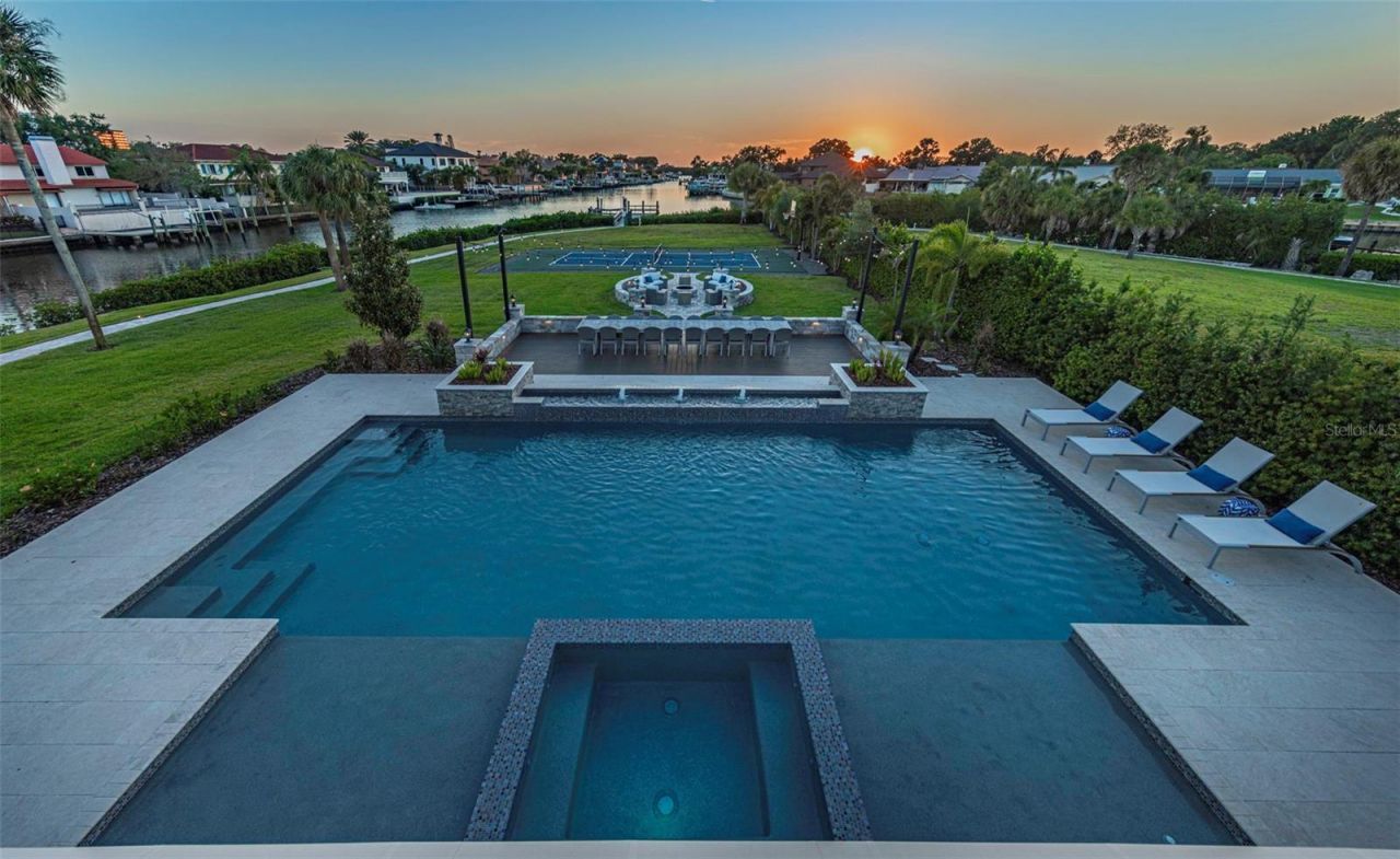 4028 Rocky Shores Drive, Tampa, FL 33634 Photo