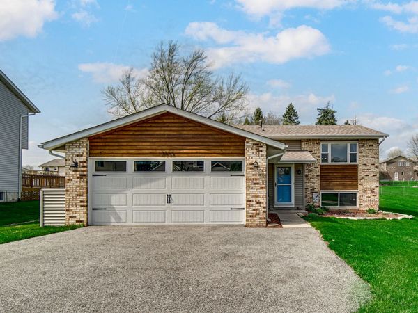3113 Devonshire Circle, Crown Point, IN 46307