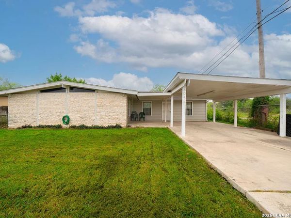 6042 ELM VALLEY DR, San Antonio, TX 78242