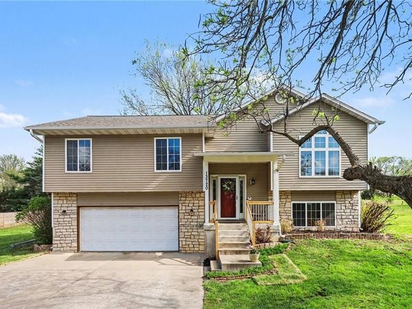 13720 W 83rd Street, Lenexa, KS 66215