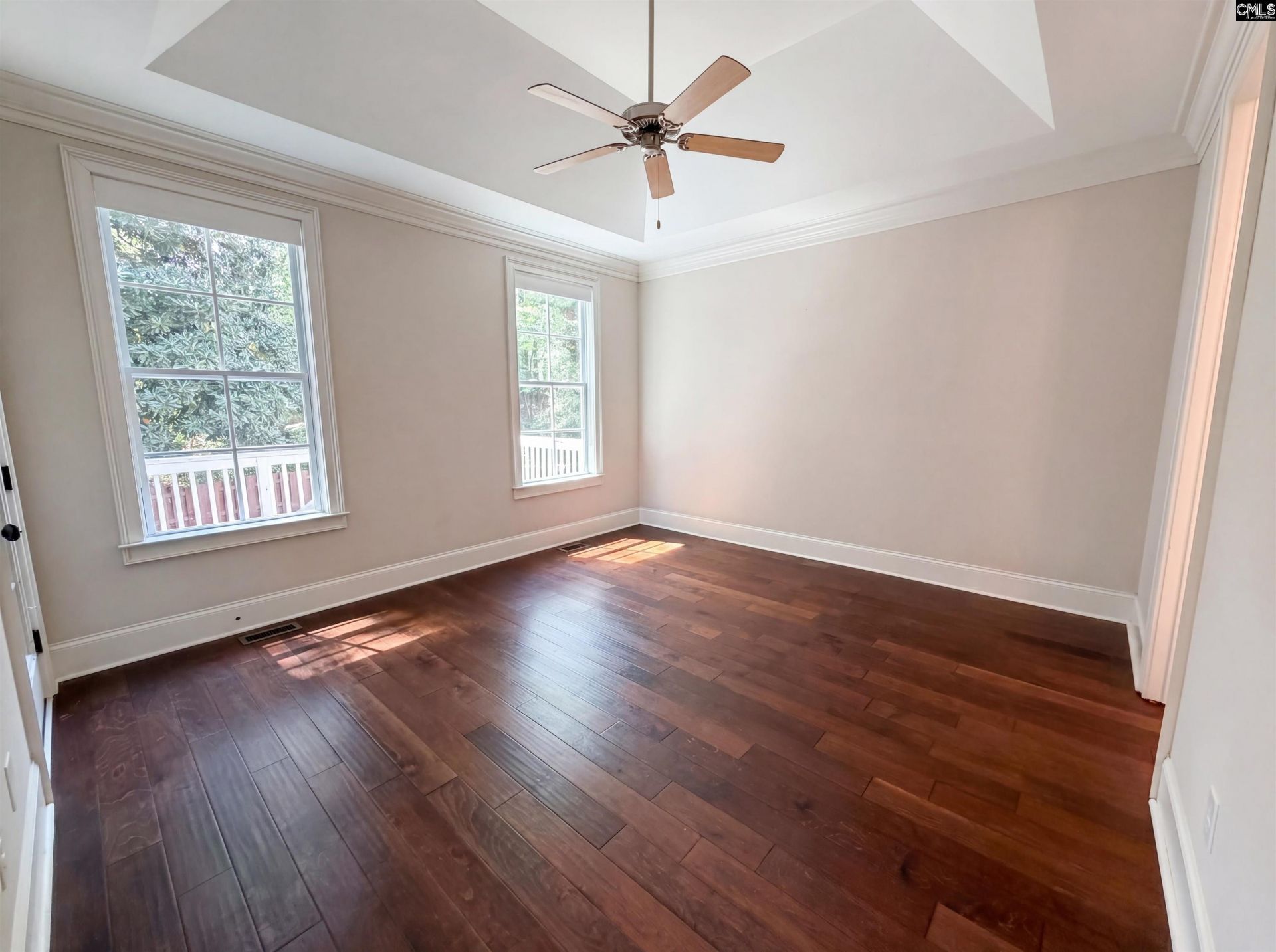 1901 Parrish Drive Photo 4