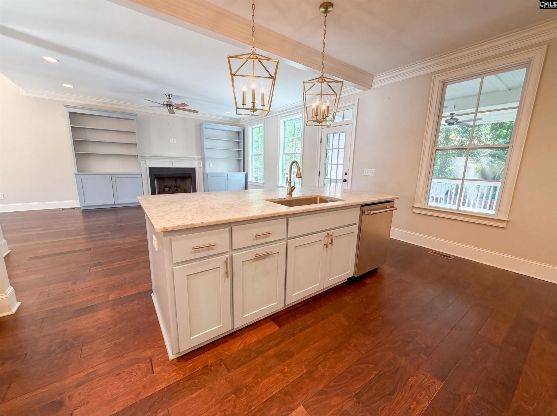 1901 Parrish Drive Photo 9