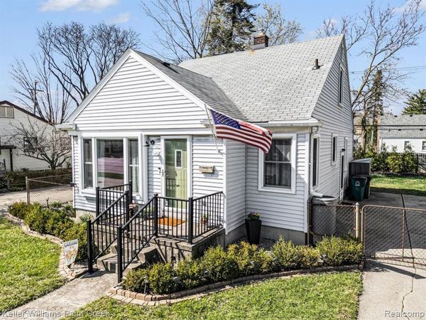 1404 11 Mile Road , Berkley, MI 48072