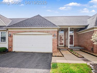 5519 Elmhurst Drive, Trenton, MI 48183
