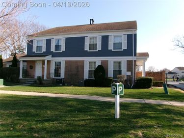 23453 Stonehenge Boulevard, Novi, MI 48375