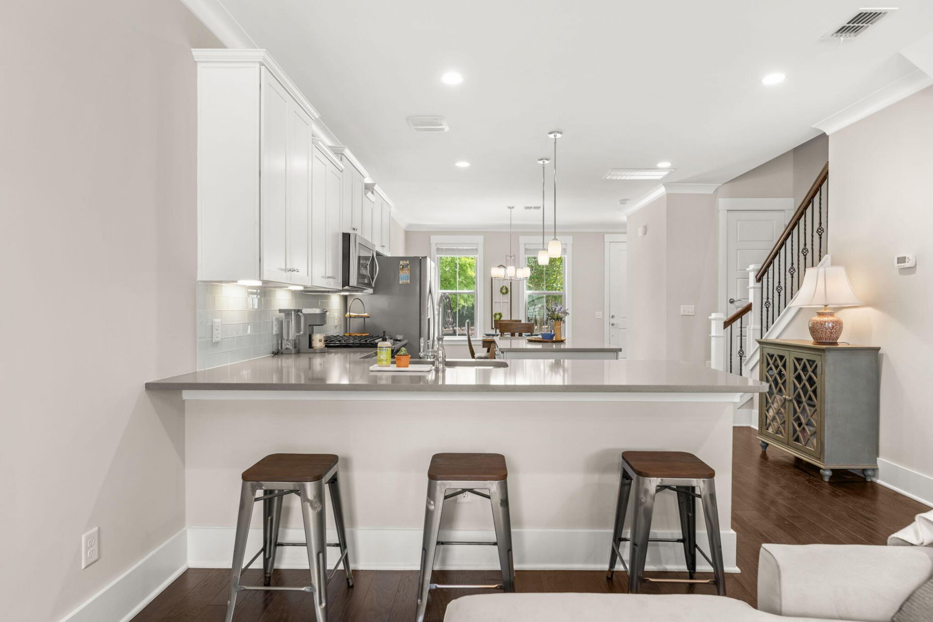 242 Oak Park Street Photo 11