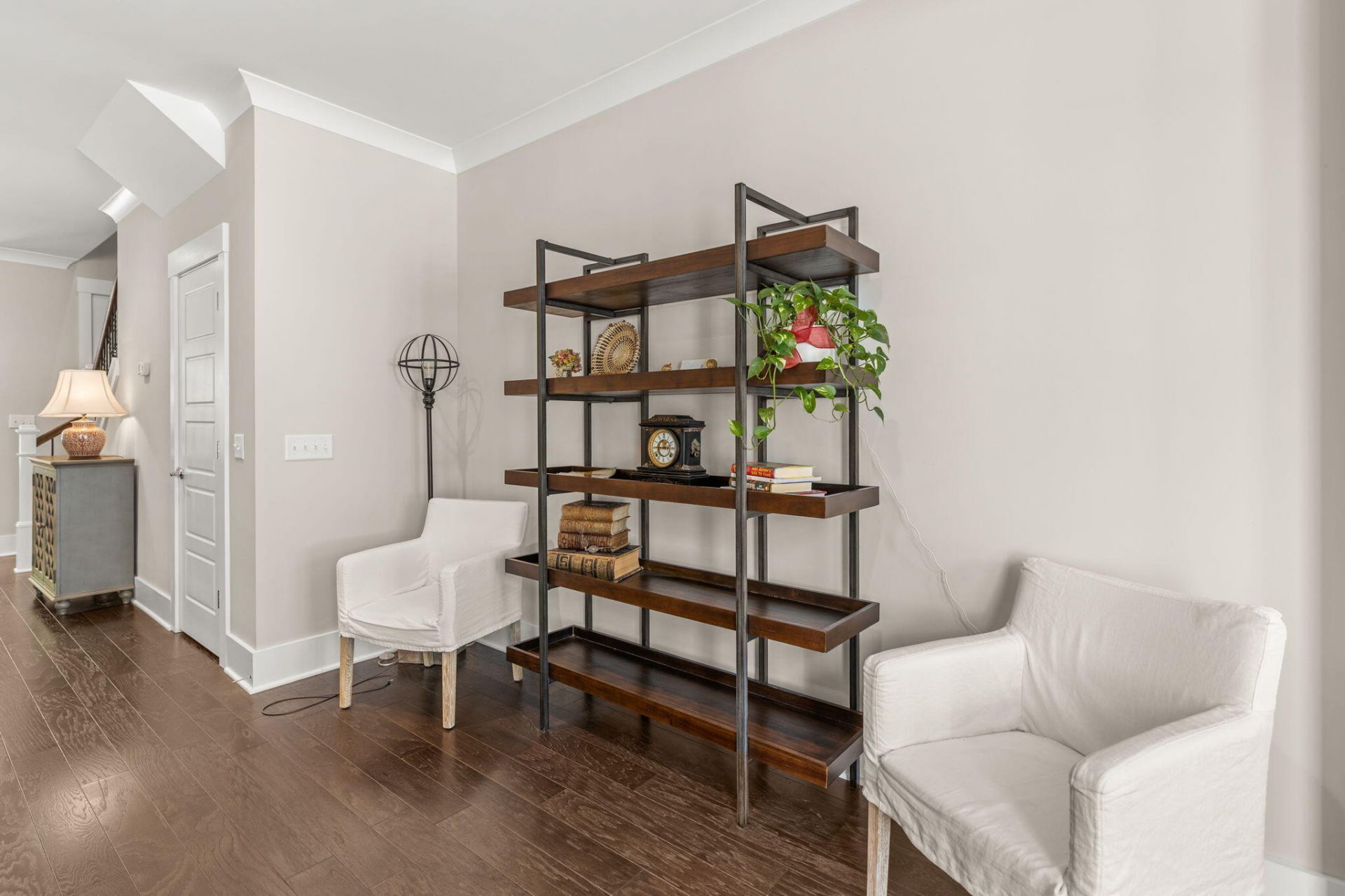 242 Oak Park Street Photo 14