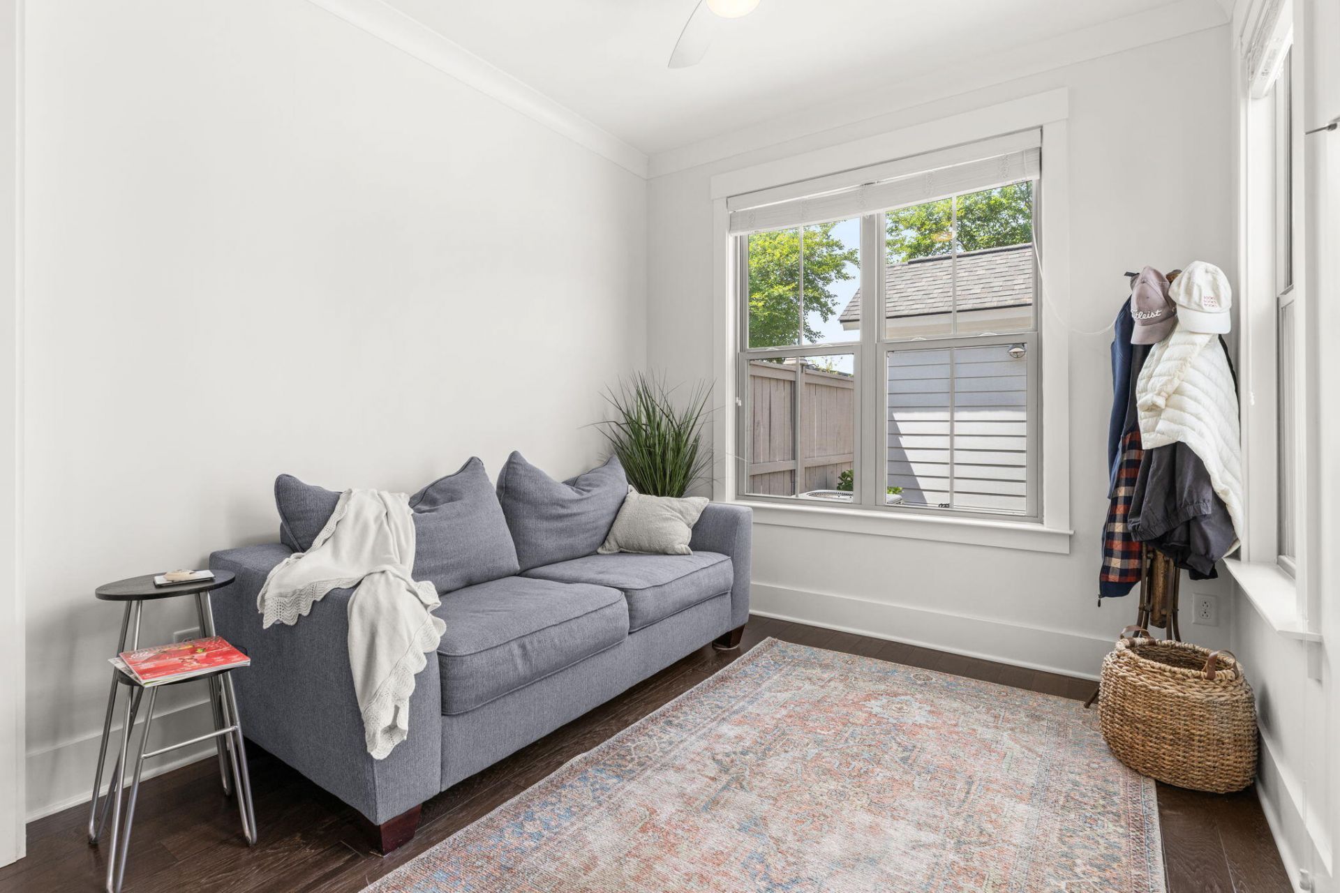 242 Oak Park Street Photo 16