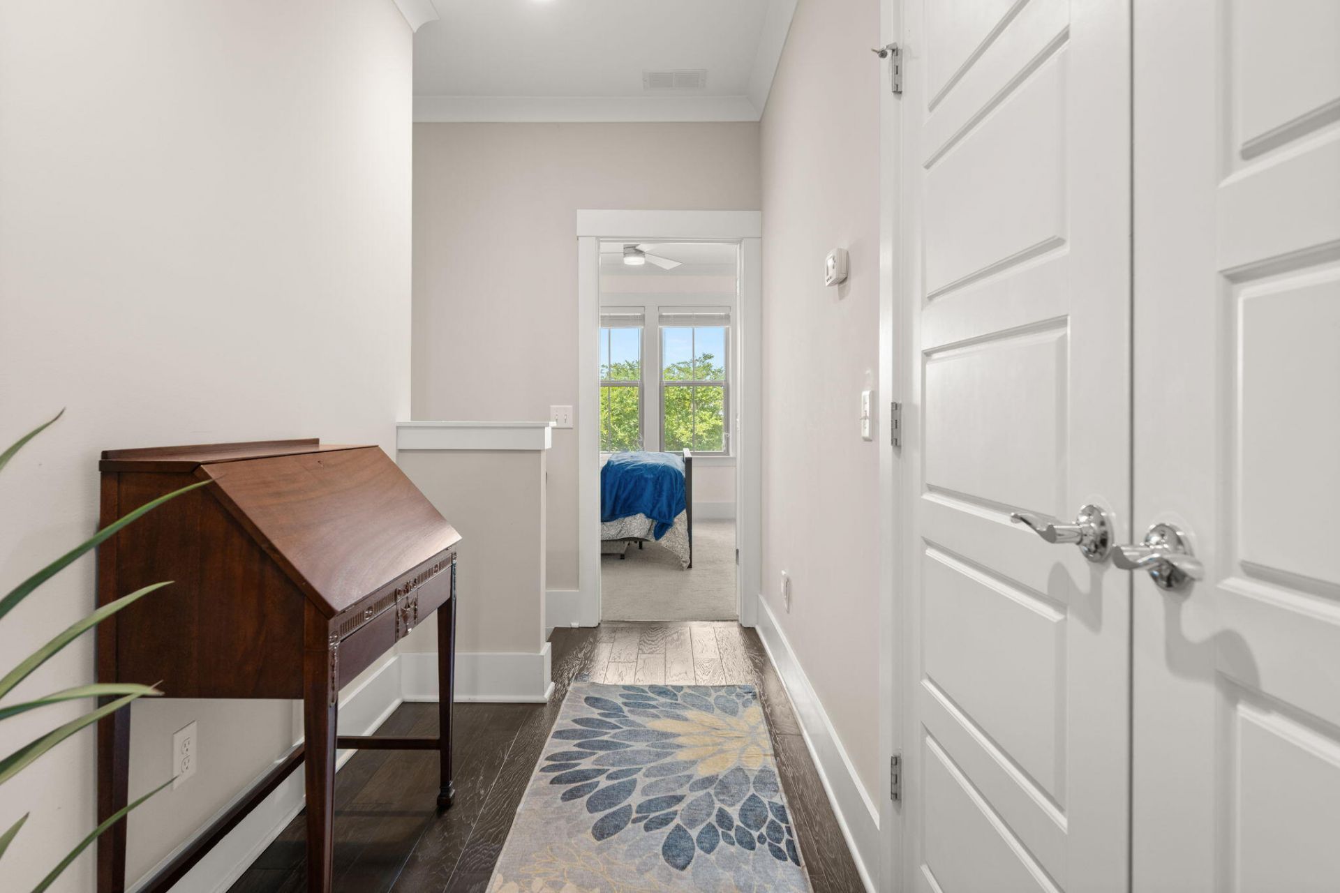 242 Oak Park Street Photo 17