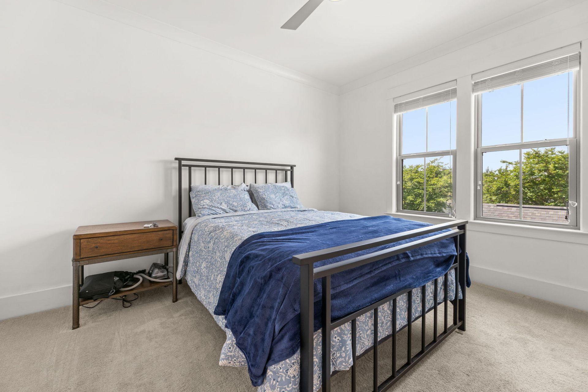 242 Oak Park Street Photo 19