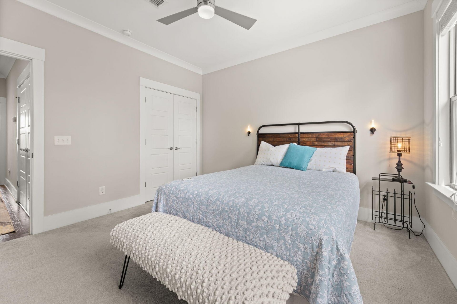 242 Oak Park Street Photo 25