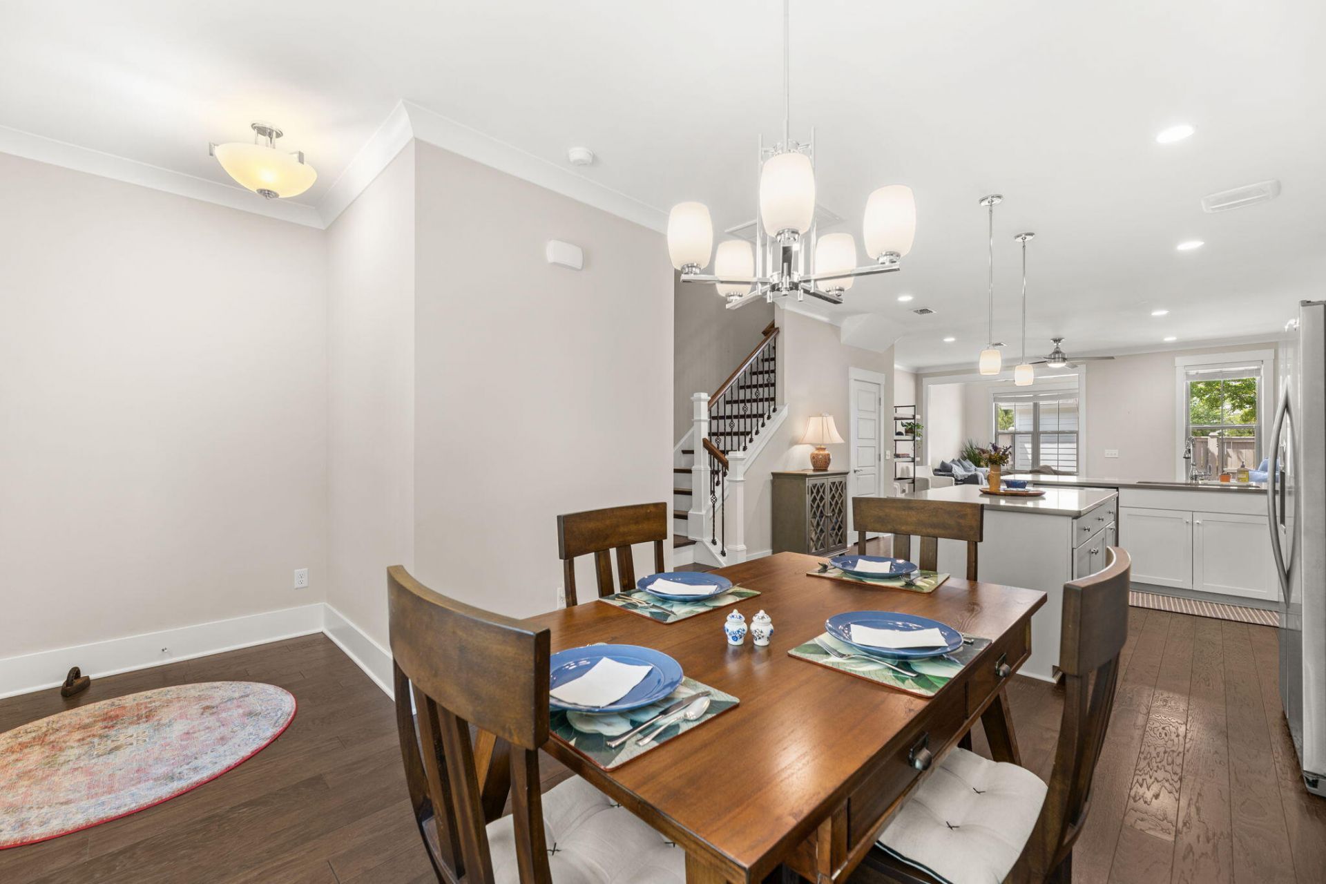 242 Oak Park Street Photo 6