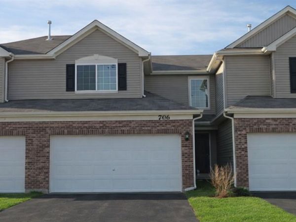 7106 Country Club Hills Drive , Fox Lake, IL 60020