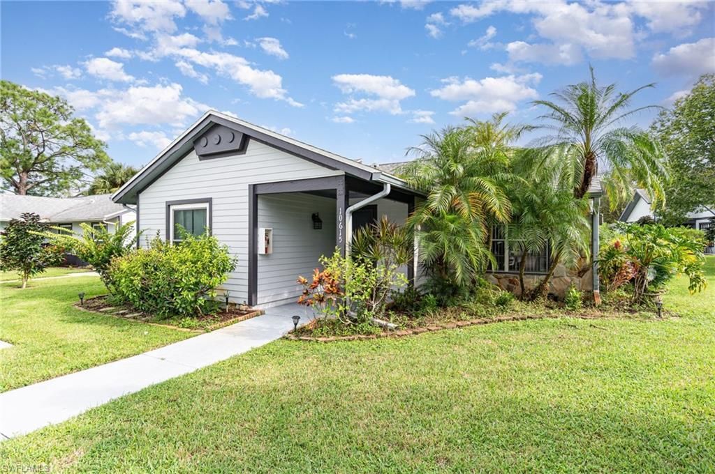 10615 Roxbury Ct, Lehigh Acres, FL 33936 Photo