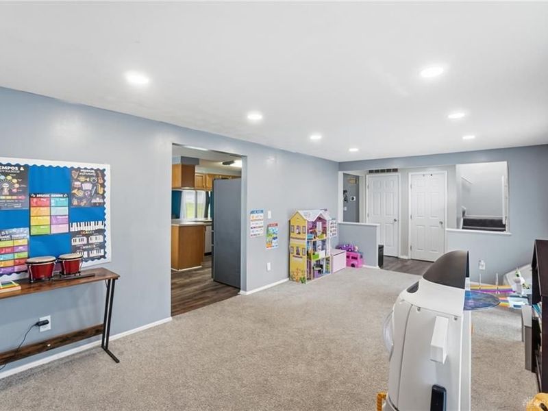 7240 Claybeck Drive, Huber Heights, OH 45424 Photo 12